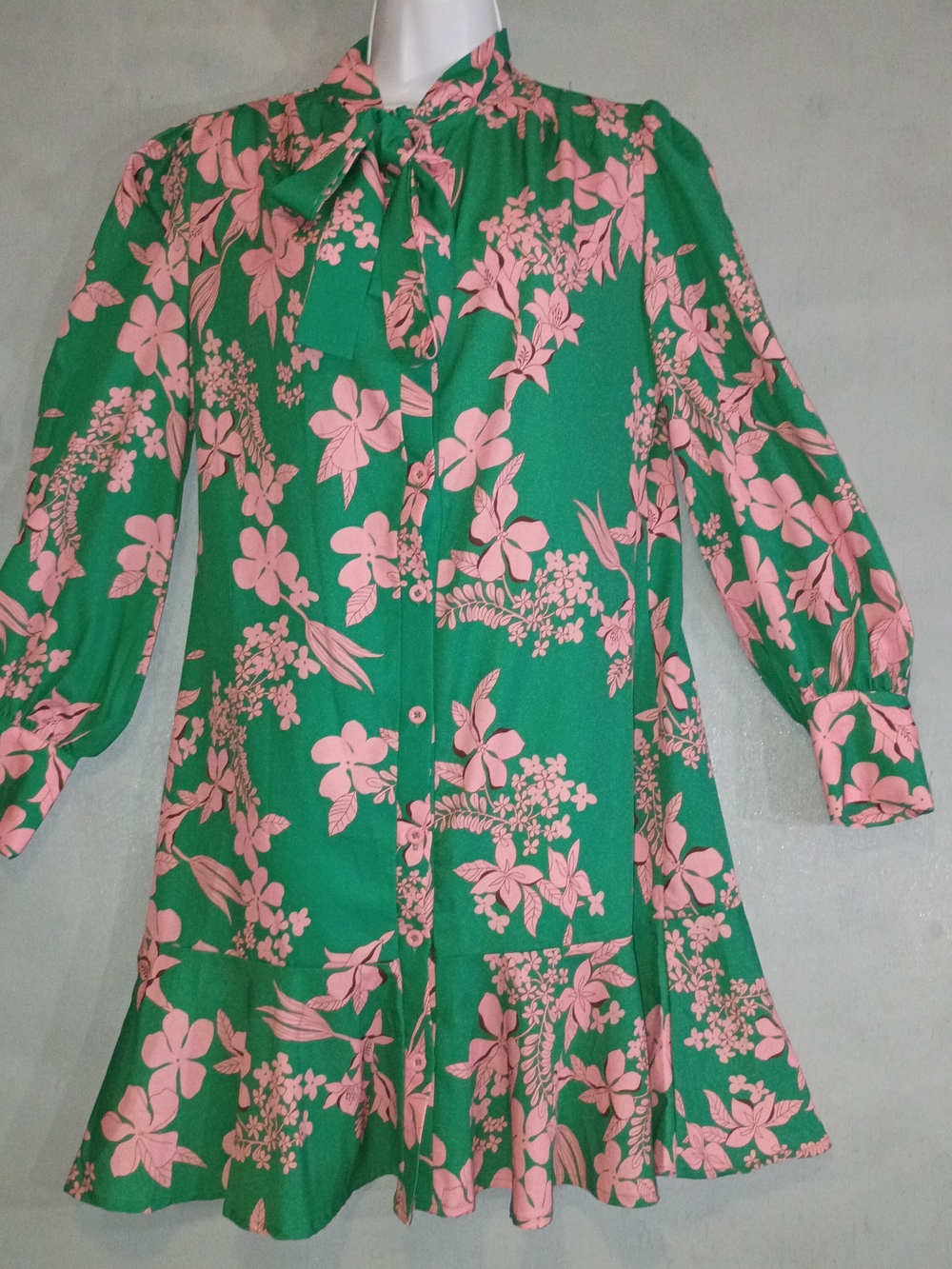 SHEIN Green Floral Bow-Tie Button-Up Dress Top